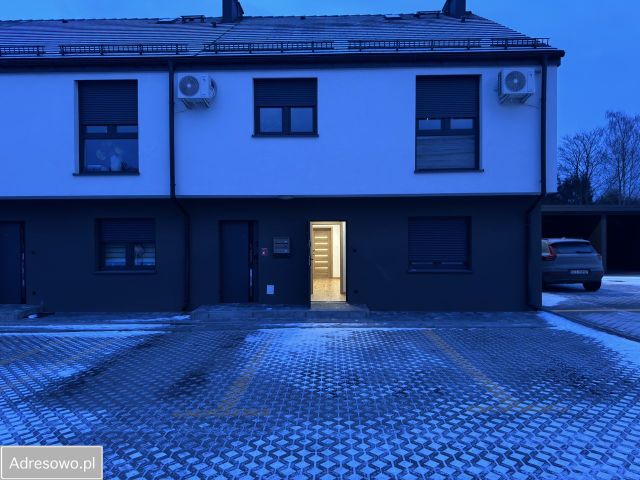 Mieszkanie 3-pokojowe Wierzchowisko, ul. Klonowa. Zdjęcie 1