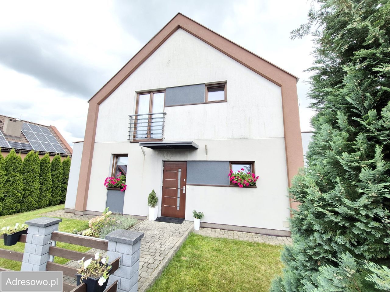 dom wolnostojący, 4 pokoje Będzin Grodziec, ul. Rodzinna. Zdjęcie 1