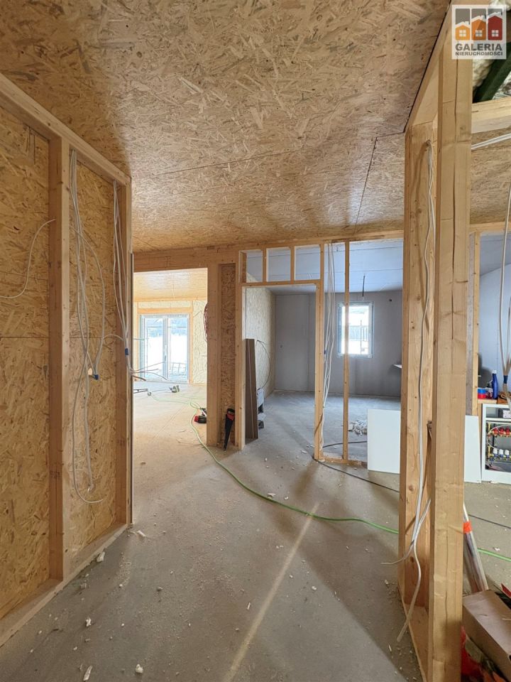 dom wolnostojący, 5 pokoi Czarna. Zdjęcie 11