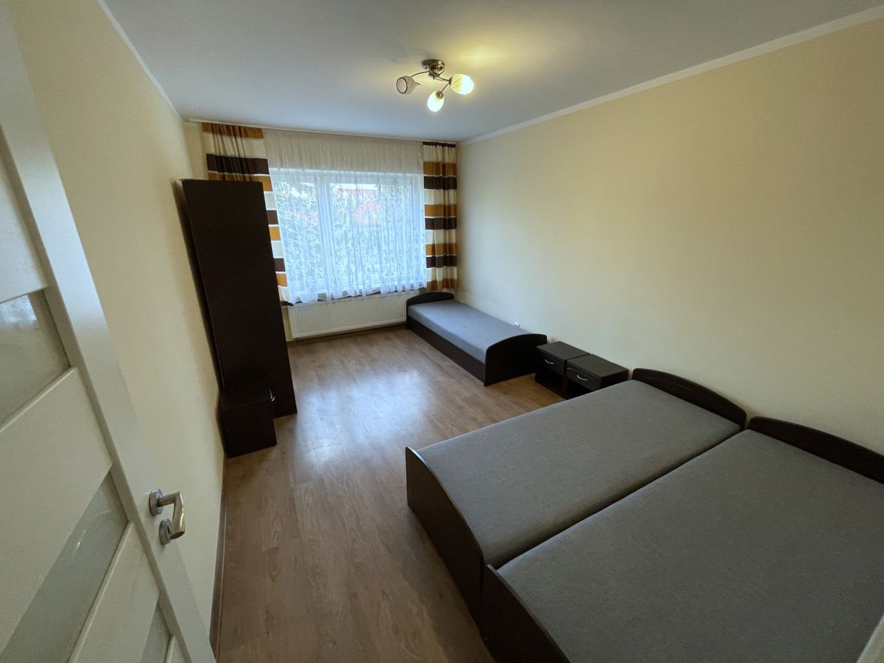 dom wolnostojący, 6 pokoi Warszawa Zacisze, ul. Krynoliny. Zdjęcie 2