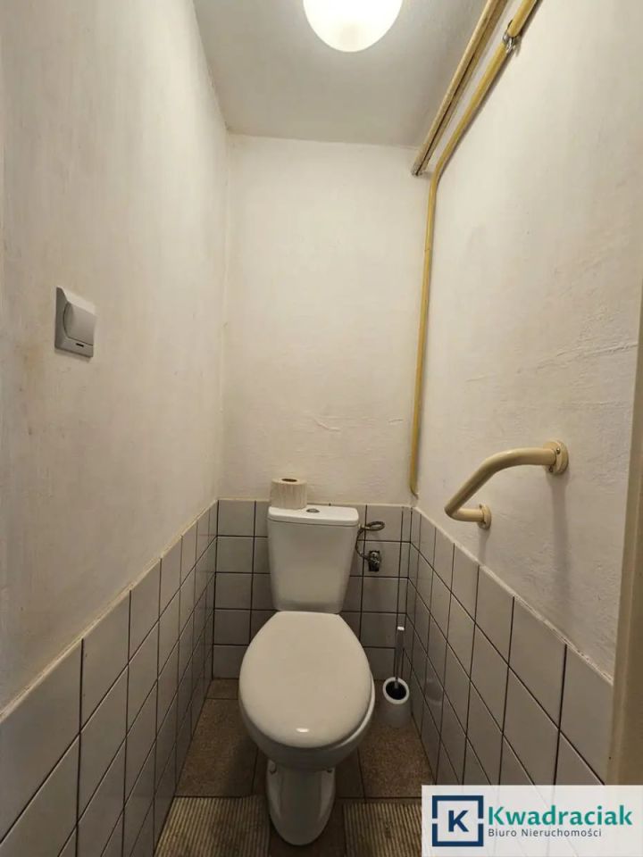 dom wolnostojący, 5 pokoi Brzezówka. Zdjęcie 3