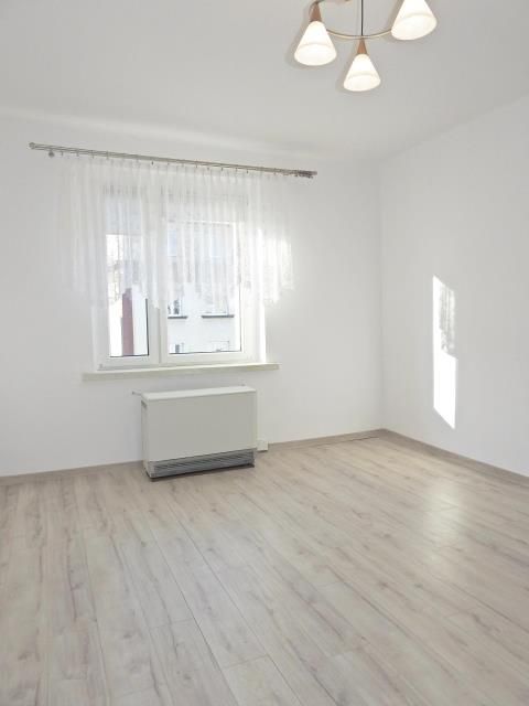 Mieszkanie 1-pokojowe Piekary Śląskie Szarlej, ul. gen. Jerzego Ziętka. Zdjęcie 2