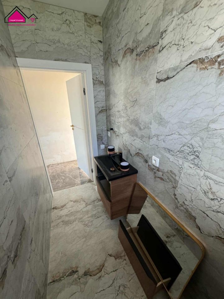 bliźniak, 3 pokoje Rumin. Zdjęcie 10