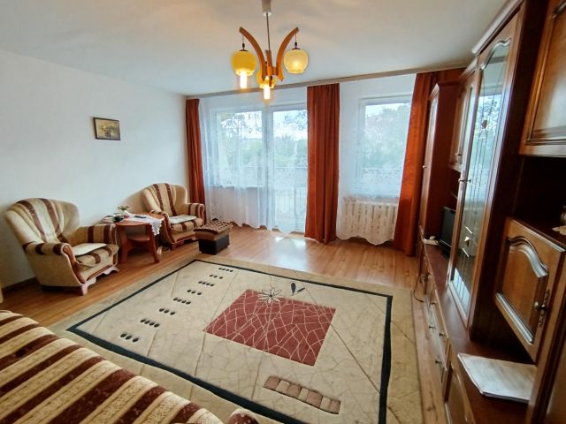 Mieszkanie 3-pokojowe Jelenia Góra Zabobrze, ul. Zygmunta Noskowskiego. Zdjęcie 2