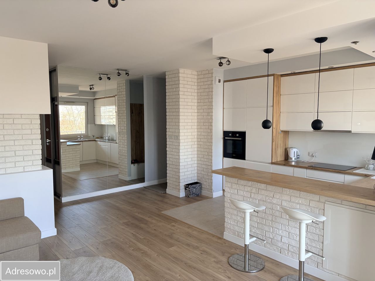 Mieszkanie 2-pokojowe Warszawa Gocław, ul. Jana Nowaka-Jeziorańskiego. Zdjęcie 2