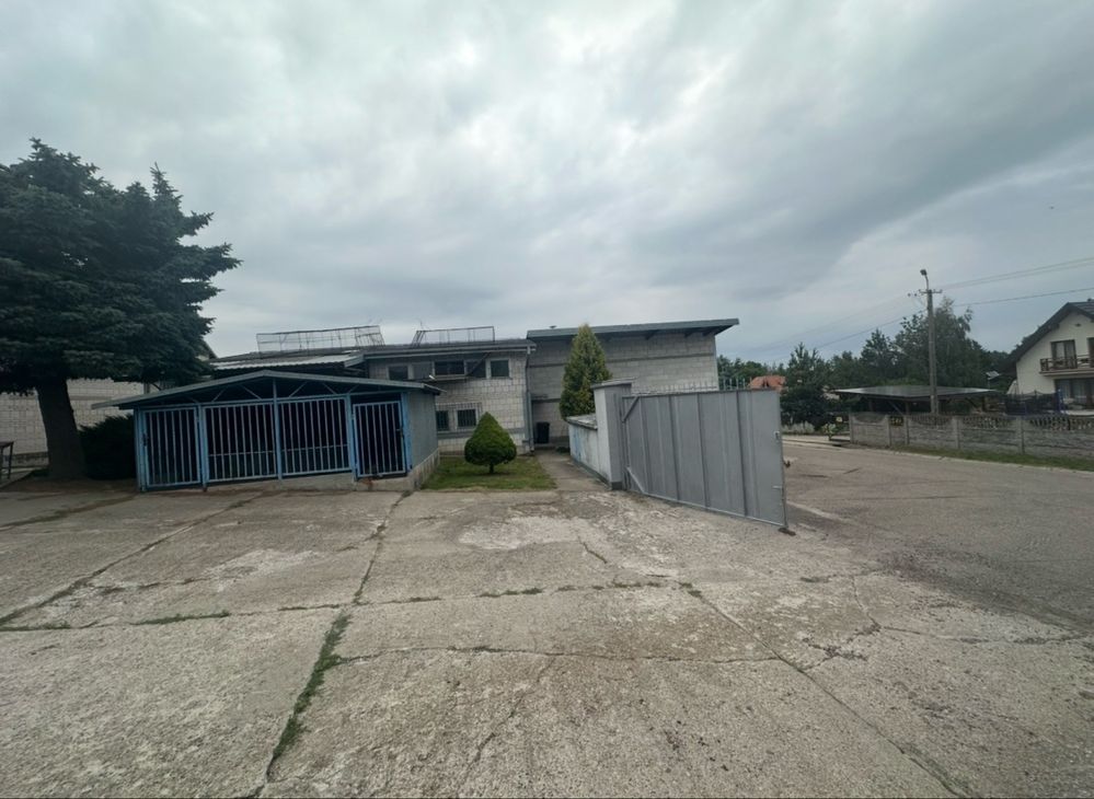 Hala/magazyn Elżbiecin. Zdjęcie 4