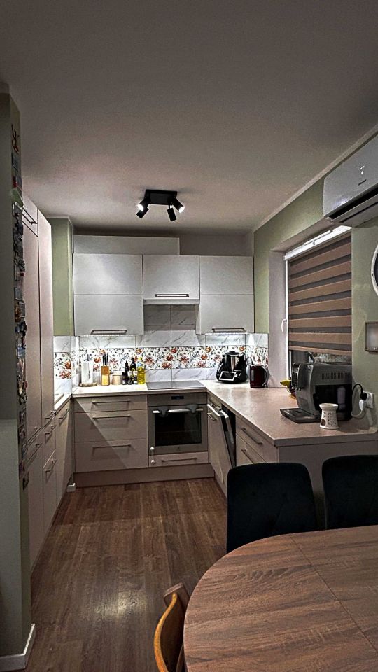 Mieszkanie 3-pokojowe Świdnica. Zdjęcie 2