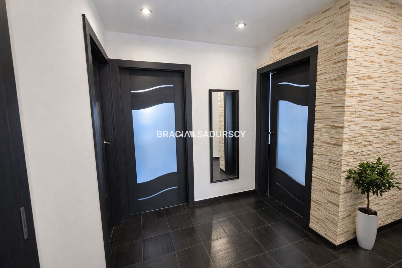 Mieszkanie 4-pokojowe Kraków Podgórze Duchackie, ul. Jana Sas-Zubrzyckiego. Zdjęcie 12