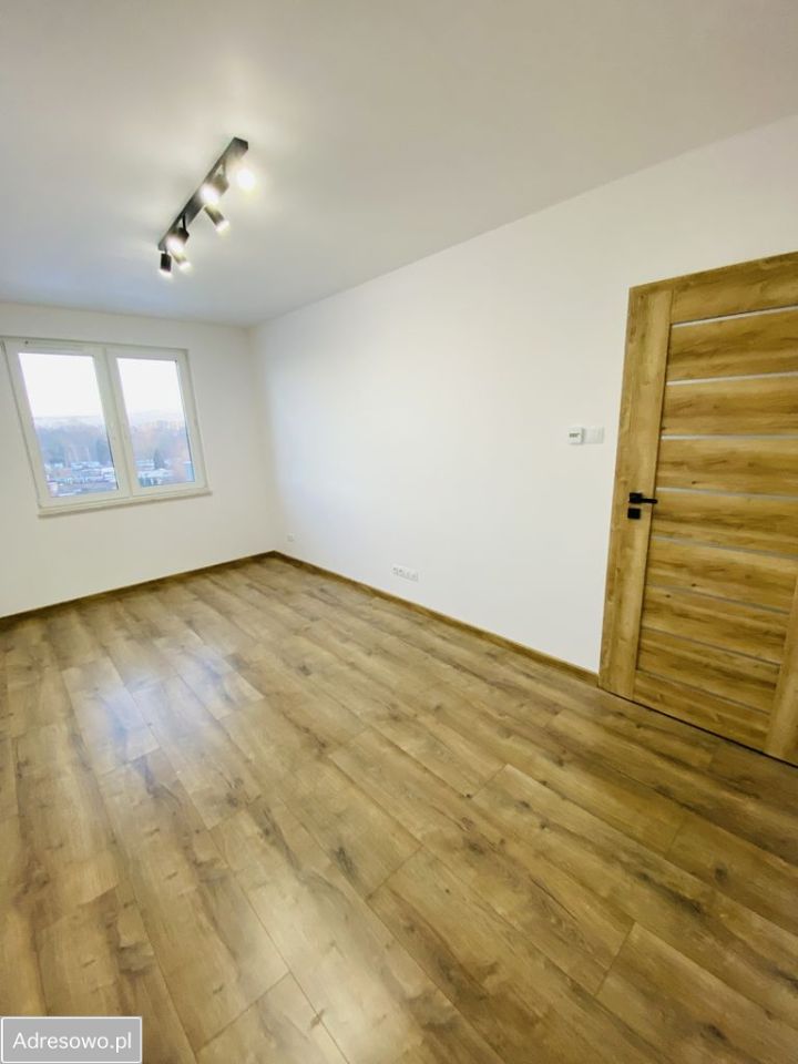 Mieszkanie 3-pokojowe Chorzów Stary Chorzów, ul. ks. Ludwika Bojarskiego. Zdjęcie 8