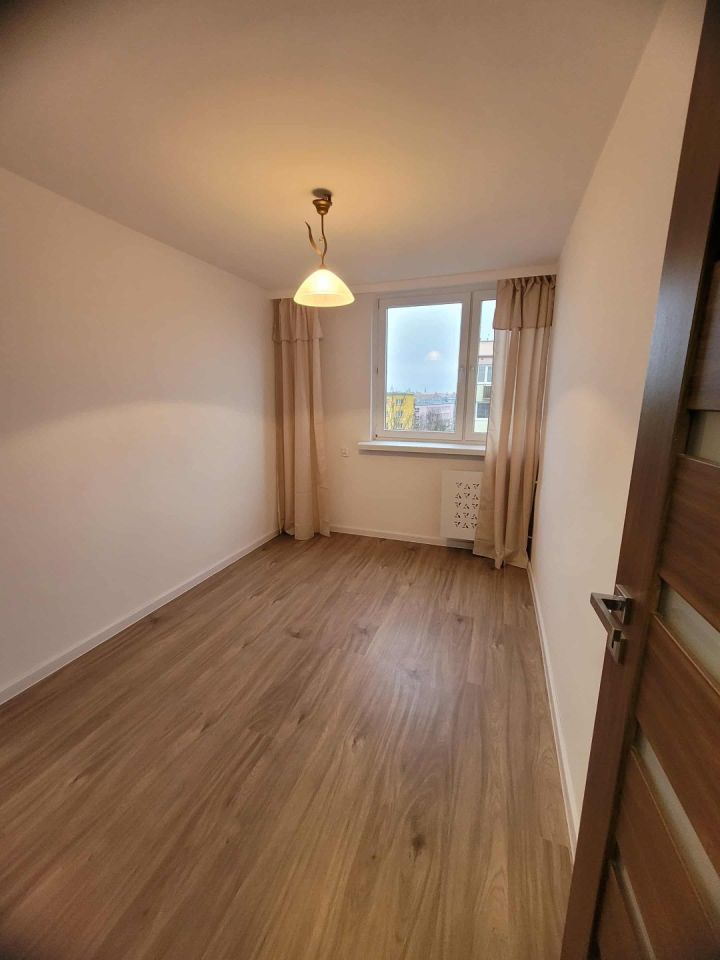 Mieszkanie 2-pokojowe Chełmno, os. Marii Curie-Skłodowskiej. Zdjęcie 6