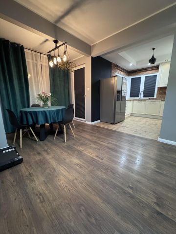 bliźniak, 5 pokoi Osowiec, Osowiec. Zdjęcie 1