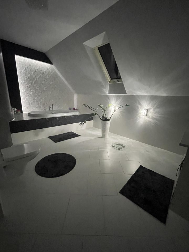 dom wolnostojący, 7 pokoi Paprotnia, ul. Koralowa. Zdjęcie 14