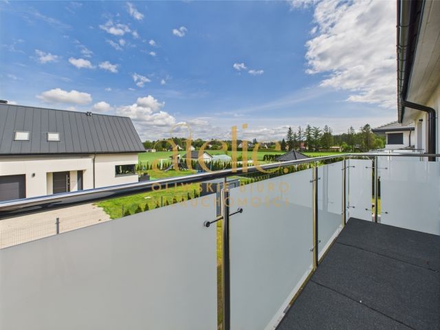 Mieszkanie 3-pokojowe Kębłowo. Zdjęcie 1