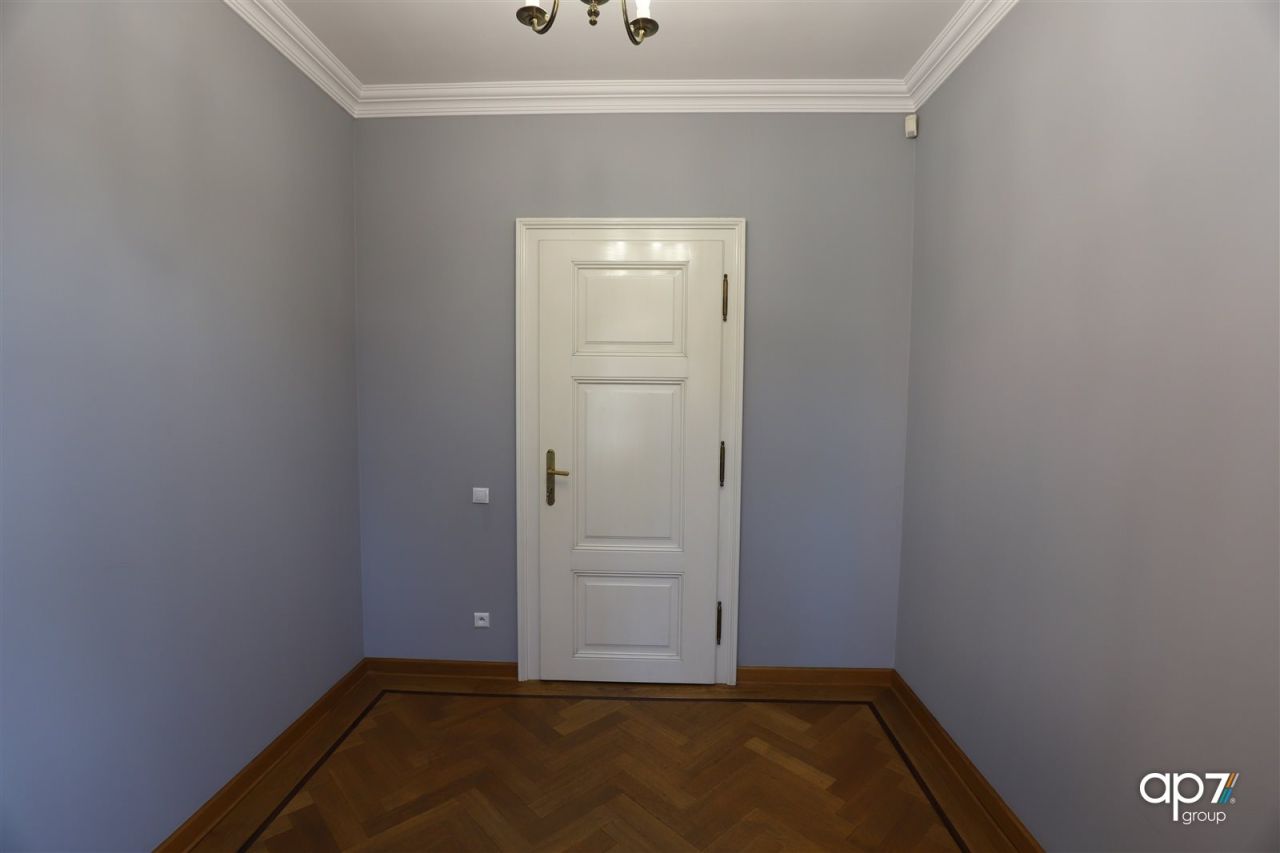 Lokal Kraków Stare Miasto, ul. Krupnicza. Zdjęcie 5