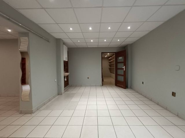 Lokal Wrocław Tarnogaj, ul. Tarnogajska. Zdjęcie 1