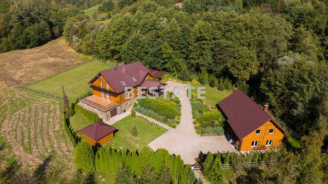 dom wolnostojący, 6 pokoi Roztoka-Brzeziny. Zdjęcie 3