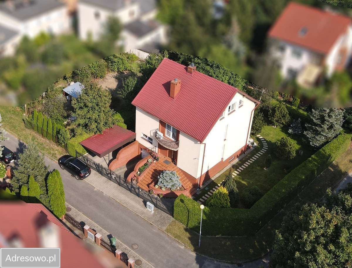 dom wolnostojący, 4 pokoje Piła, ul. Strzelecka. Zdjęcie 13