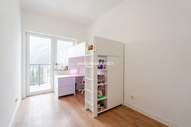 Mieszkanie 3-pokojowe Kraków Nowa Huta, ul. Niebyła. Zdjęcie 9