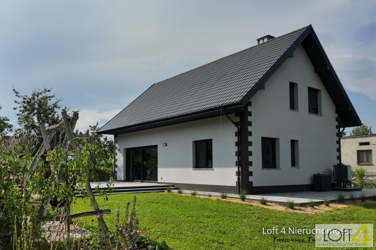 dom wolnostojący, 6 pokoi Skrzyszów. Zdjęcie 1