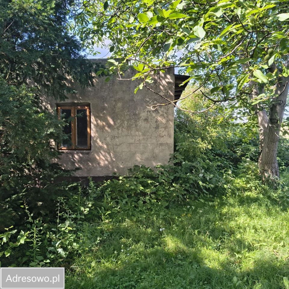 dom wolnostojący, 2 pokoje Janów. Zdjęcie 4
