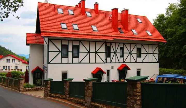 Hotel/pensjonat Karpacz Centrum, ul. Piastowska