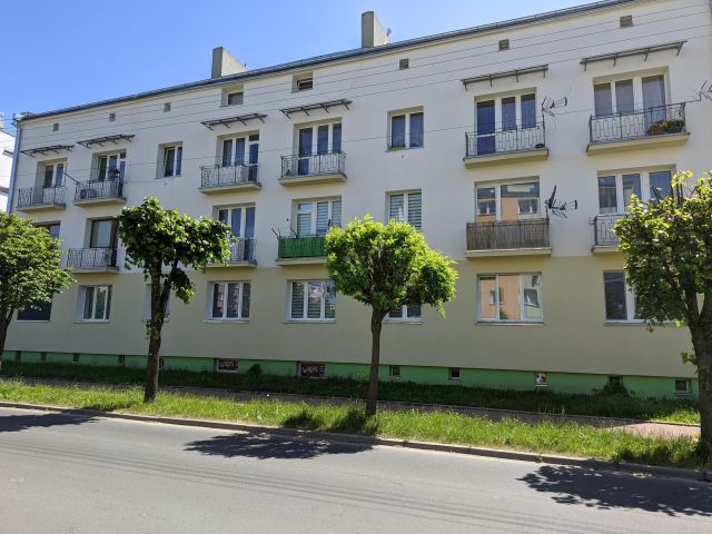 Mieszkanie 2-pokojowe Konstantynów Łódzki Centrum, ul. marsz. Józefa Piłsudskiego. Zdjęcie 1