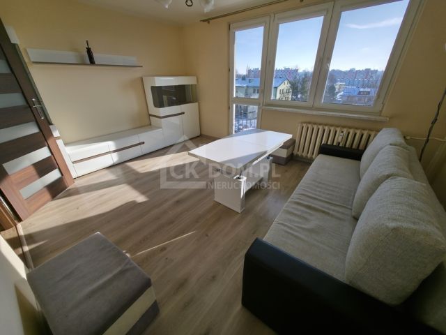 Mieszkanie 3-pokojowe Kielce, ul. Karczówkowska. Zdjęcie 1