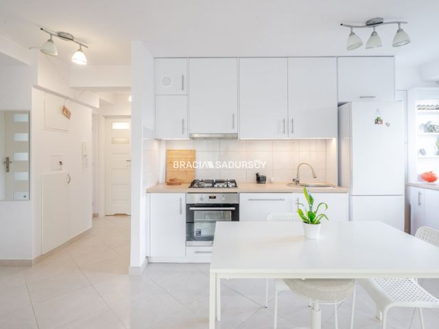 Mieszkanie 3-pokojowe Kraków Grzegórzki, ul. prof. Władysława Szafera. Zdjęcie 1