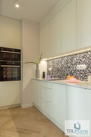 Mieszkanie 2-pokojowe Katowice Śródmieście, ul. Henryka Mikołaja Góreckiego. Zdjęcie 12