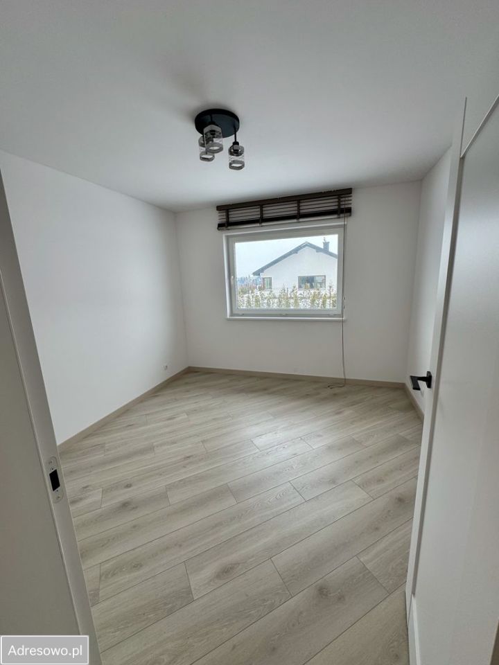 bliźniak, 4 pokoje Tomaszowice-Kolonia. Zdjęcie 13