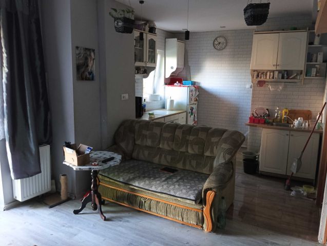 Mieszkanie 3-pokojowe Dzierżoniów. Zdjęcie 1