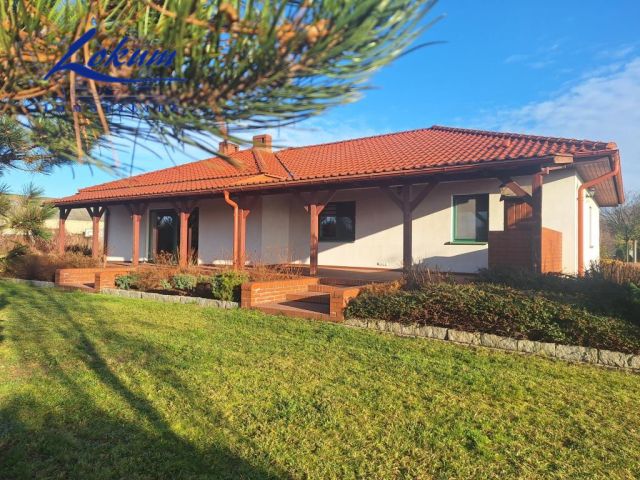 dom wolnostojący, 4 pokoje Przybyszewo, ul. Wiejska. Zdjęcie 1