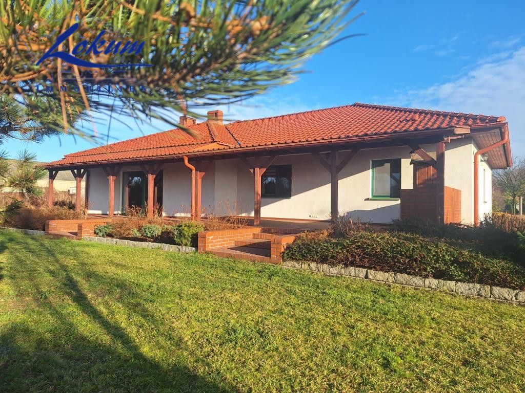 dom wolnostojący, 4 pokoje Przybyszewo, ul. Wiejska. Zdjęcie 1