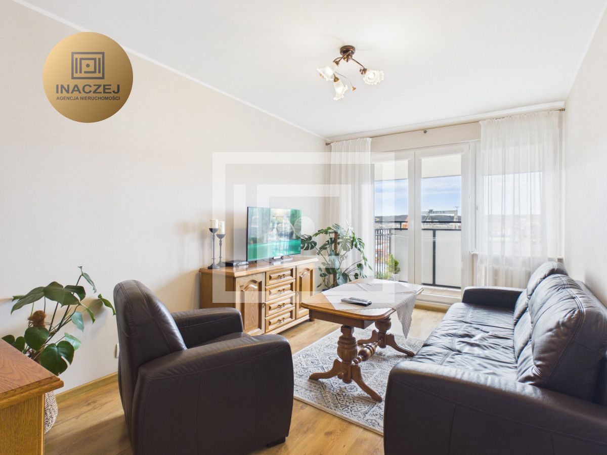 Mieszkanie 3-pokojowe Gdynia Obłuże, ul. Krawiecka. Zdjęcie 1