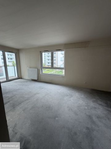 Mieszkanie 3-pokojowe Warszawa Ursus, ul. Silnikowa. Zdjęcie 1