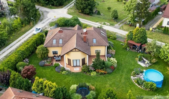 dom wolnostojący, 7 pokoi Rurzyca