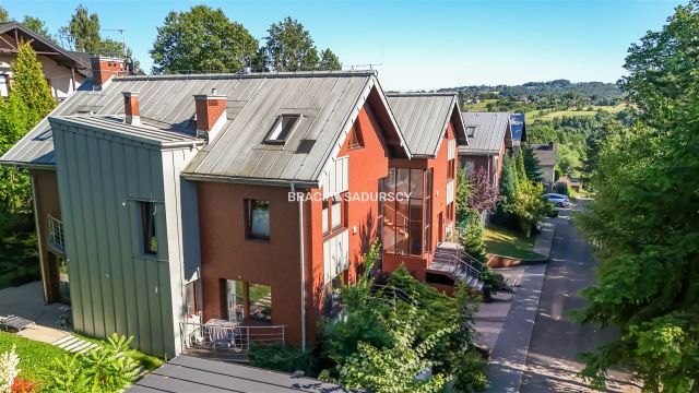 Mieszkanie 4-pokojowe Brzyczyna. Zdjęcie 29