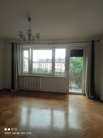 Mieszkanie 3-pokojowe Łask, ul. 9 Maja. Zdjęcie 1