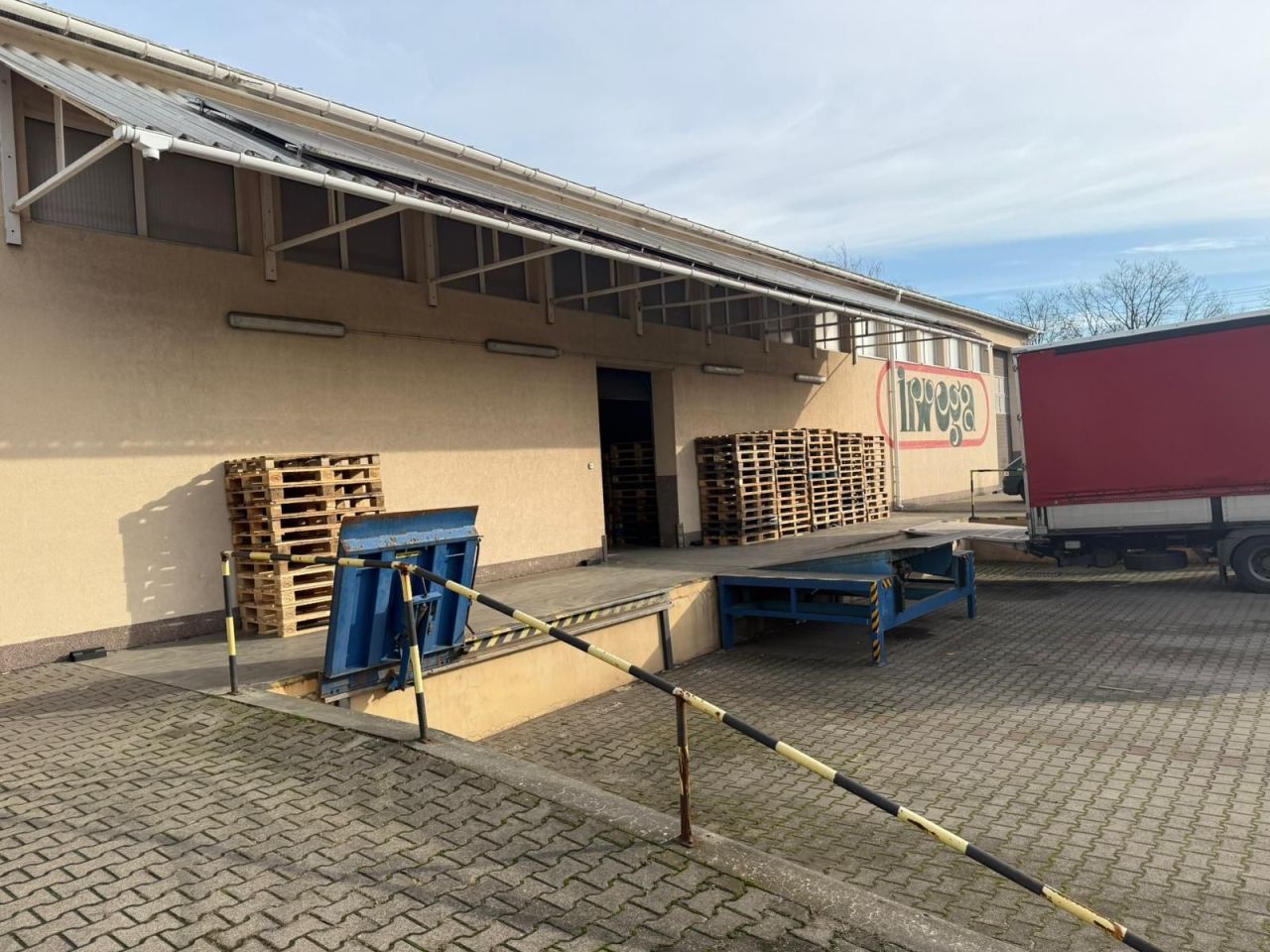 Hala/magazyn Michałów-Reginów, ul. Nowodworska. Zdjęcie 6