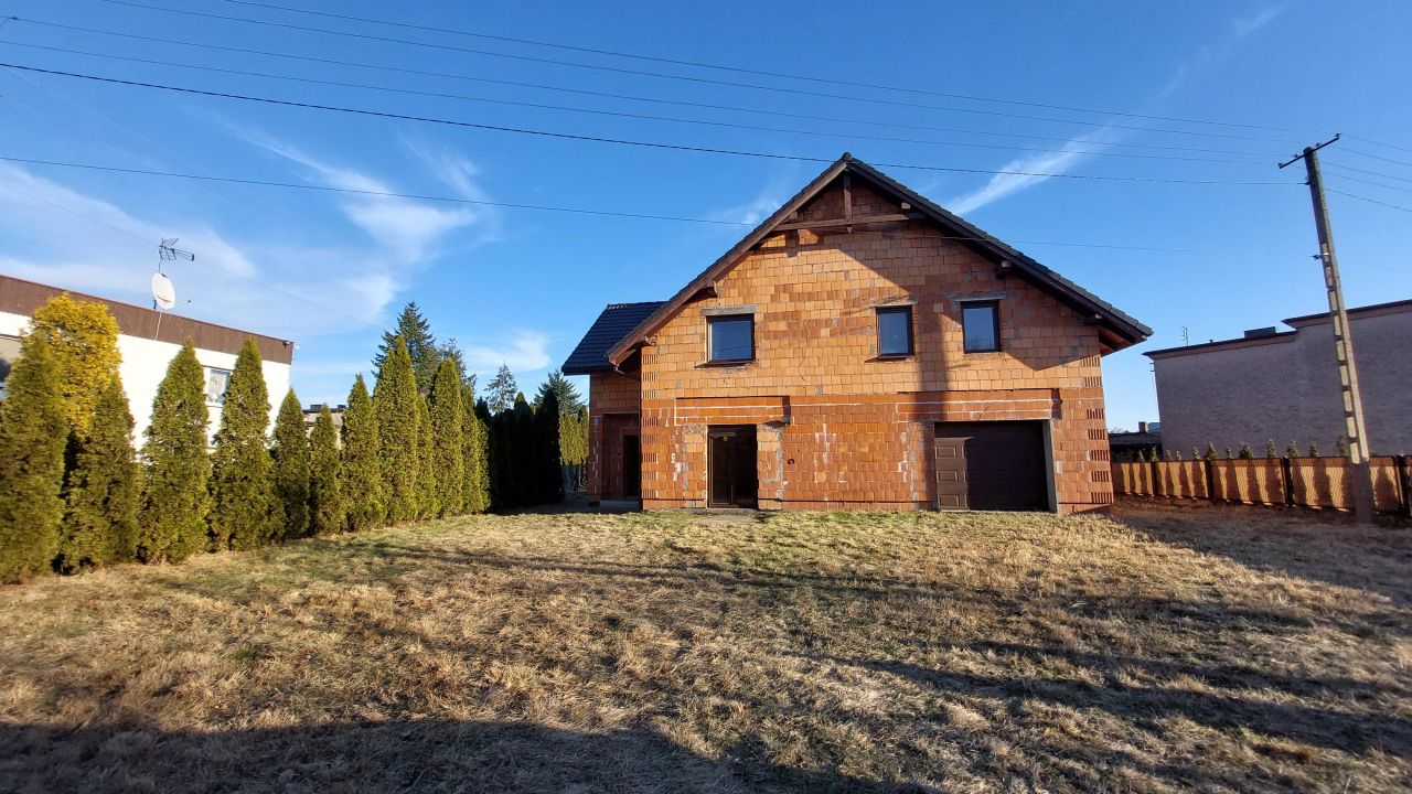 dom wolnostojący, 6 pokoi Rybnik Niedobczyce, ul. ks. Norberta Bończyka. Zdjęcie 1