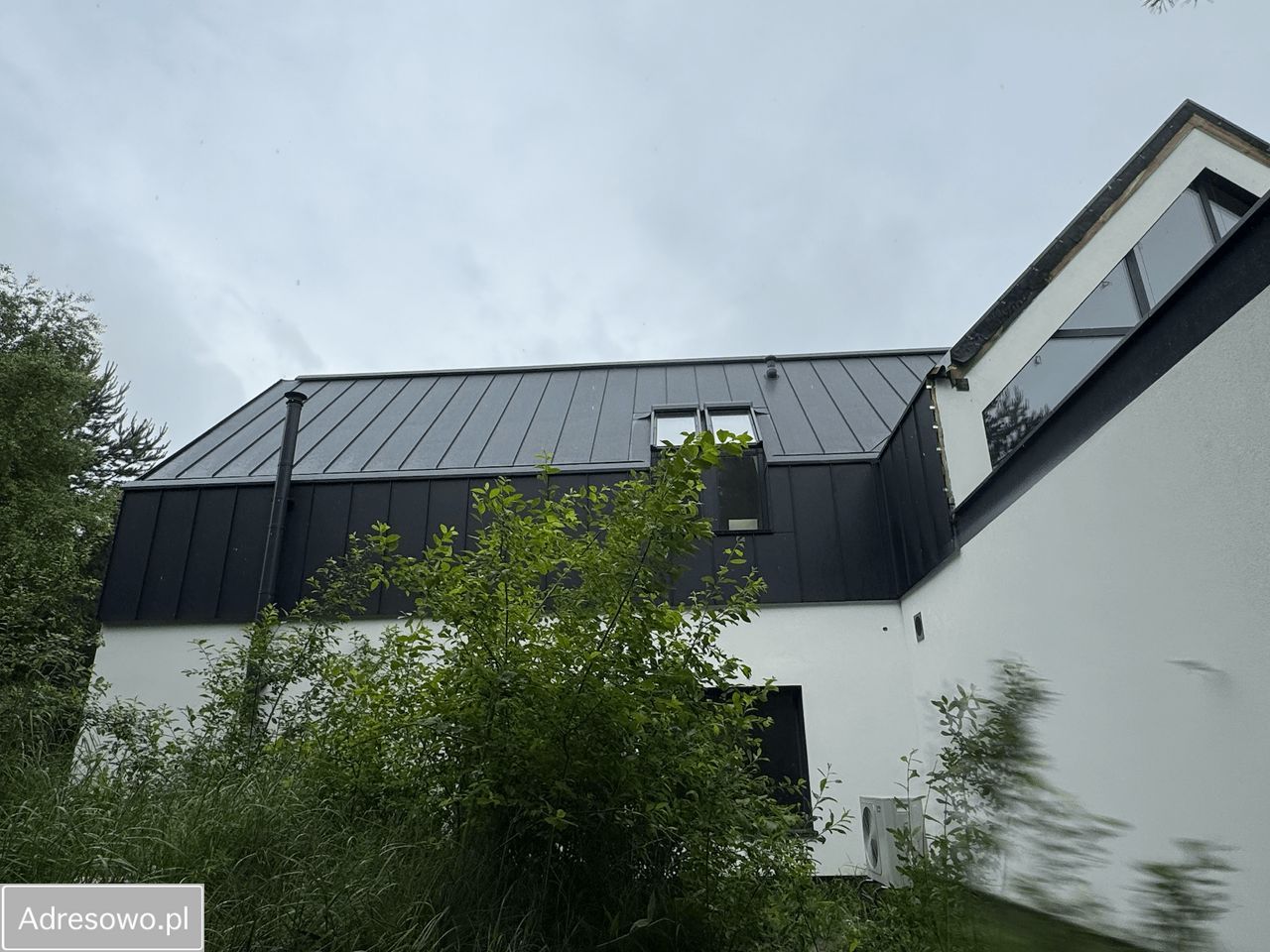 dom wolnostojący, 7 pokoi Rusiec. Zdjęcie 5