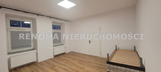 Mieszkanie 4-pokojowe Wałbrzych Stary Zdrój. Zdjęcie 4