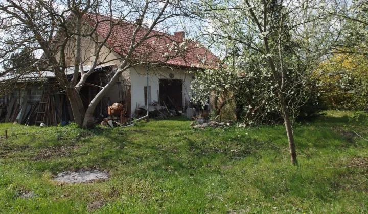 dom wolnostojący, 7 pokoi Jeszkowice