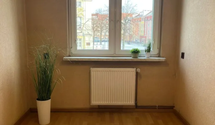 Mieszkanie 3-pokojowe Oława, rynek Rynek