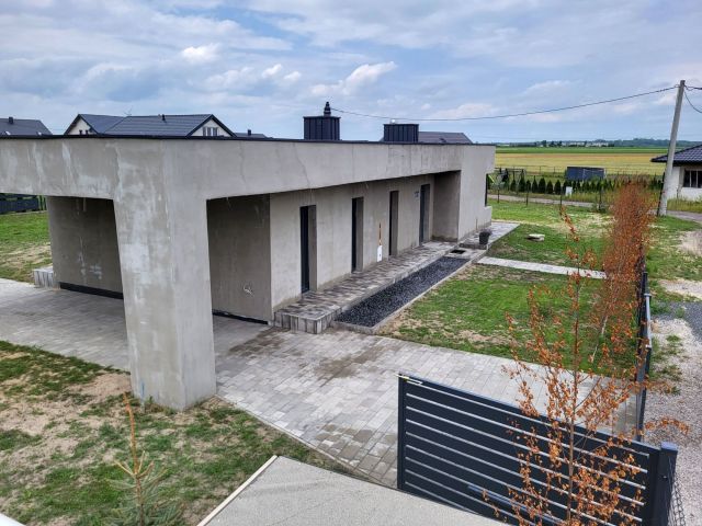 dom wolnostojący, 4 pokoje Gołębiewek Nowy. Zdjęcie 1