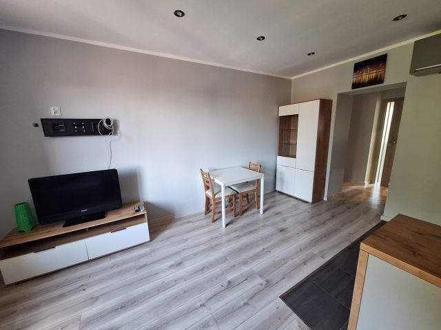 Mieszkanie 3-pokojowe Węgrzce, os. Wojskowe. Zdjęcie 1