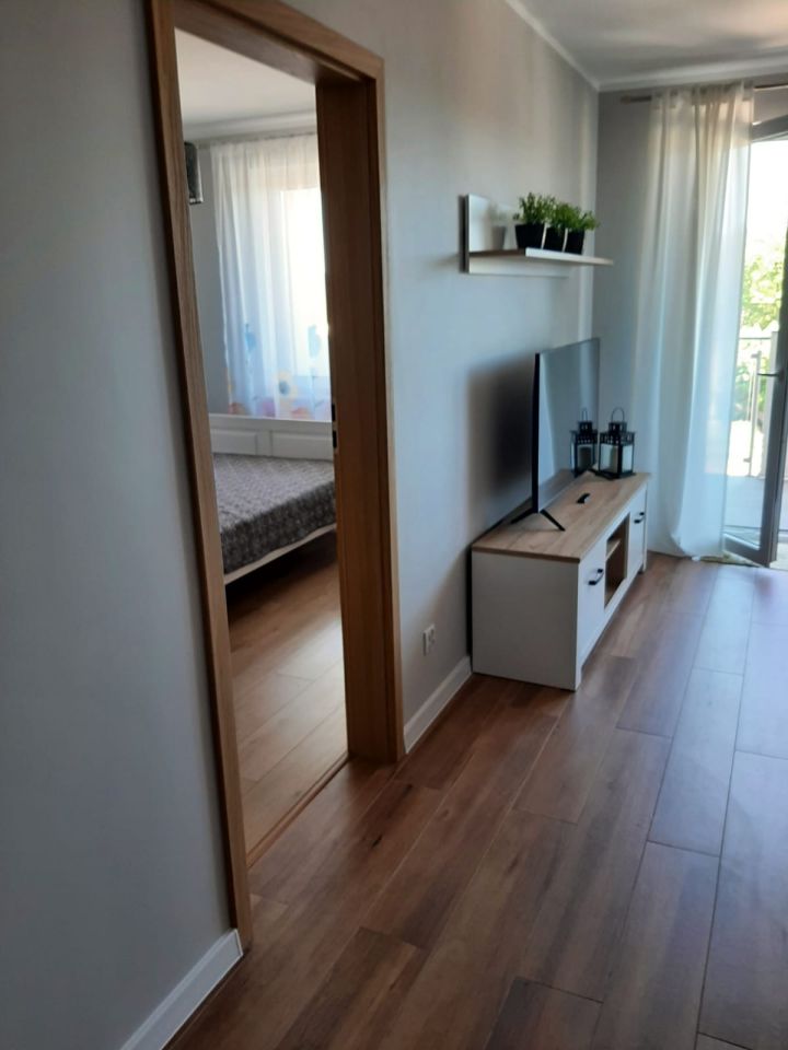 Mieszkanie 2-pokojowe Jelenia Góra Cieplice Śląskie-Zdrój, ul. św. Jadwigi Śląskiej. Zdjęcie 8