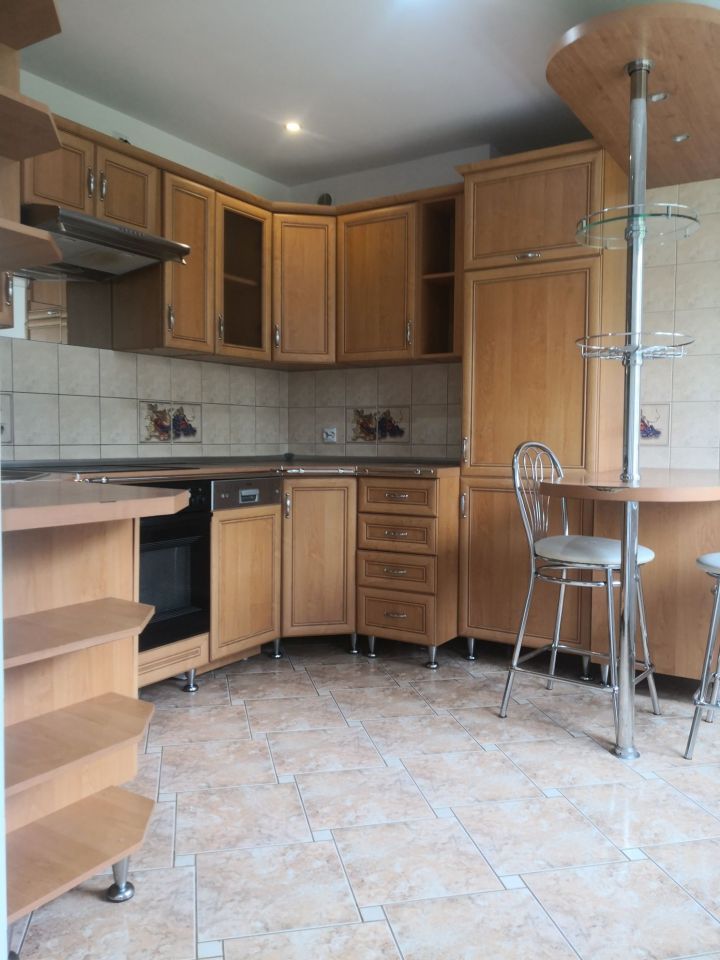 Mieszkanie 3-pokojowe Świętoszów, ul. Husarska