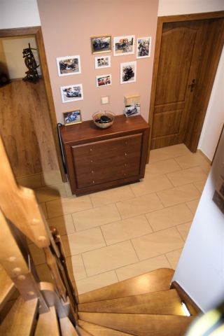 dom wolnostojący, 5 pokoi Gniezno. Zdjęcie 16