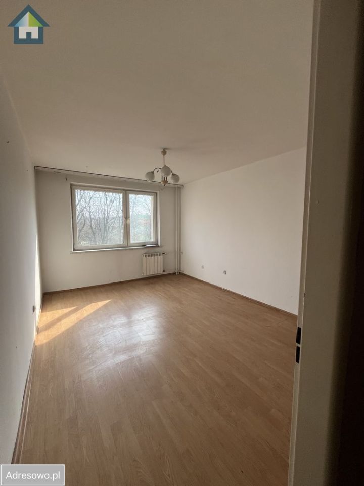 Mieszkanie 3-pokojowe Oświęcim, ul. gen. Jarosława Dąbrowskiego. Zdjęcie 3